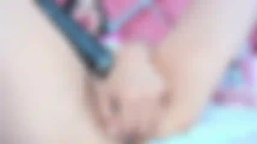 A LOT OF CUM COMES OUT OF ME!