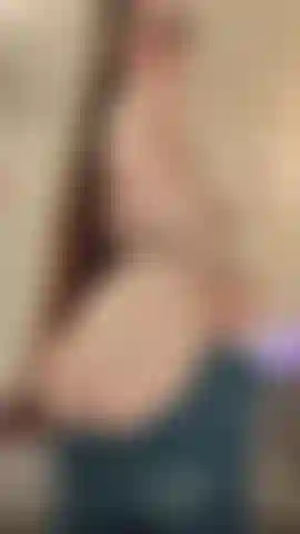 Pulling up jeans over my fat ass