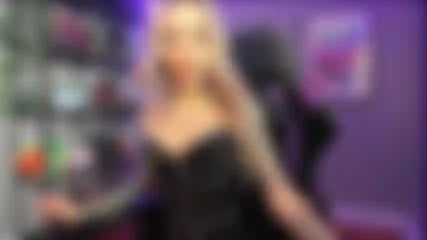 Money turns Astrid On - Findom Fetish