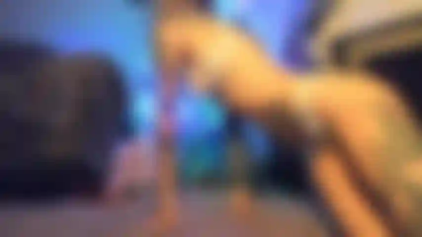 White XXX-Mas - Ass Worship & Twerk