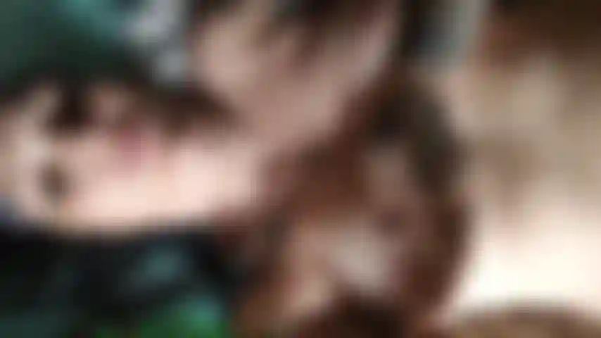 Bouncing tits cuming with fingers and dildo