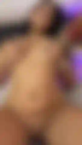 A good Latina who takes the whole cock in her mouth