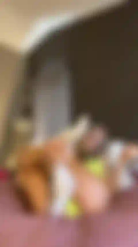 For my feet loving/footfetish fans