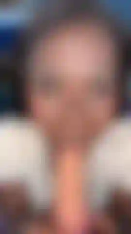 Pov blowjob close cam.