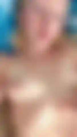 okay i know exactly why you're here and i've got you covered COMPLETE AND UPCLOSE PENETRATION 
(that will never be this cheap again!)i doubt you'll make it through the full vid ... prove me wrong.
