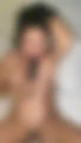 “Ready to move… but also to tease you 😈