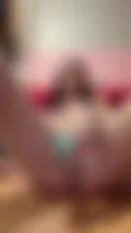 Watch me squirt and MOAN