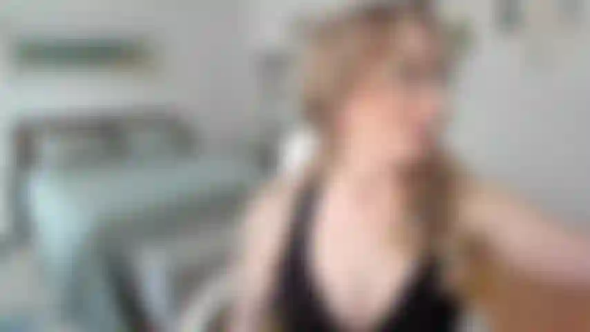 Stroke to bbc, cuck.