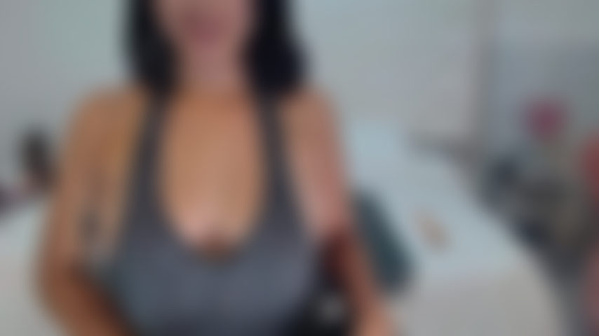 Play with my tits and penetrate me