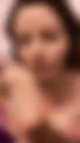 Completely NUDE - POV you give Bella, the hot girl next door a new necklace of cum ;)