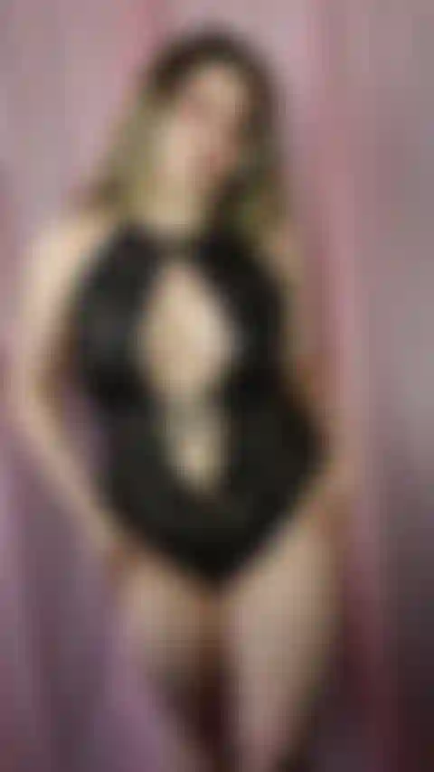 Bellas first ever tease dance