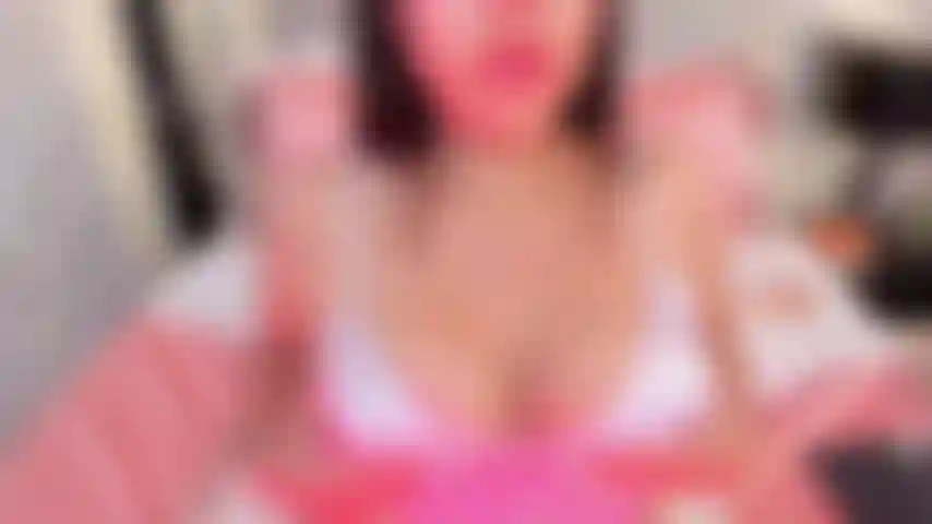 let yourself be seduced with my beautiful tits