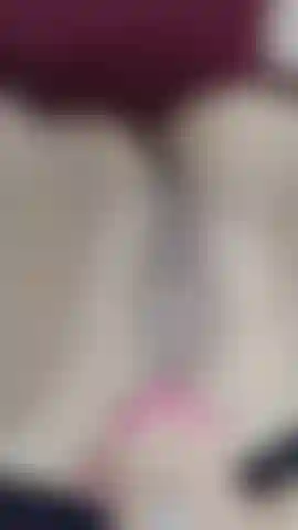 Look at my big tight pussy !!