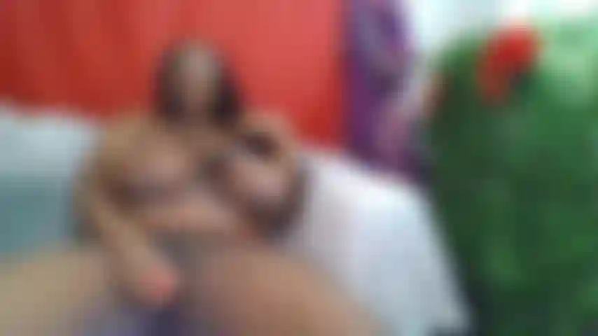 Play with that pussy until I make you cum