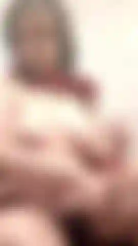 Pusdy after titties feathers