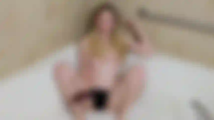 v597 Bad Dragon Futa Girl MASSIVE Cumshots