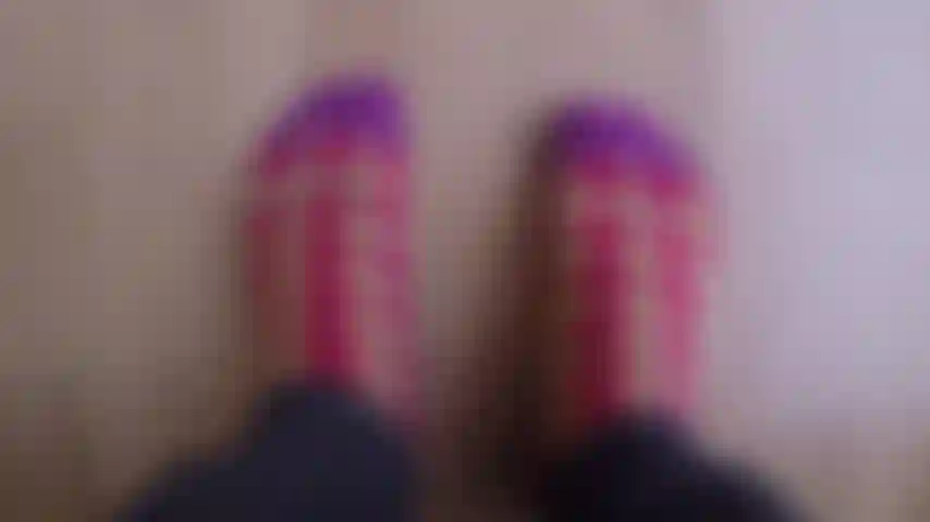 Feet play