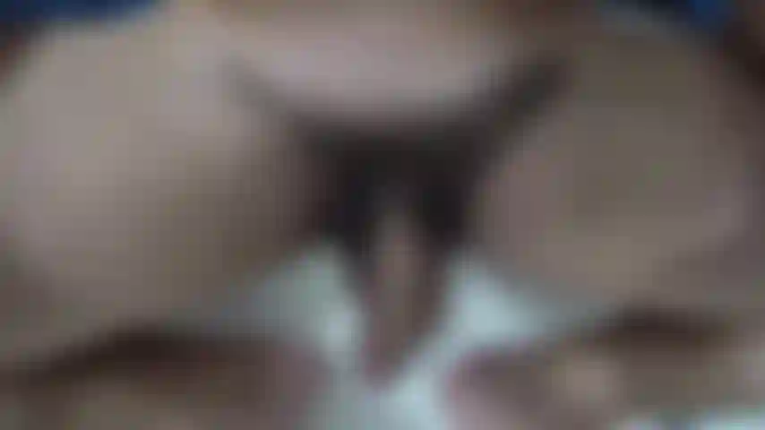 Trimming my pubic hair to get it ready for a shave