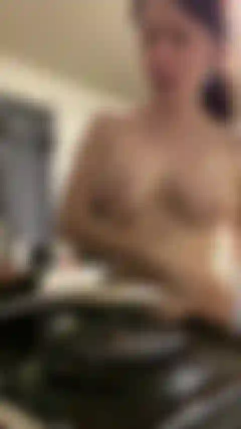 Naked ramblings while cooking