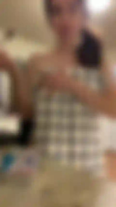 Eating naked