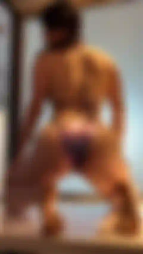 Lots of ass in my bikini