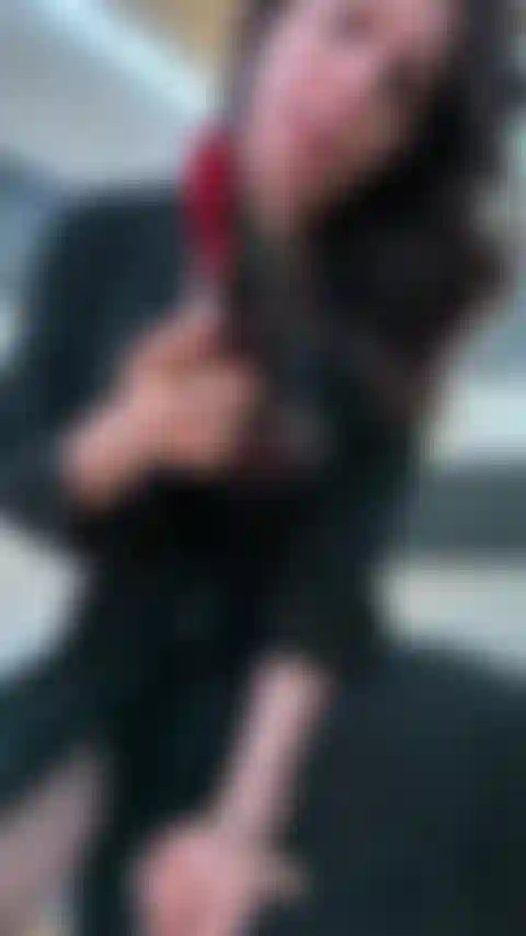 Trying my new dragon dildo