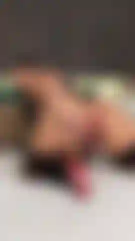 Slutty milf with huge ass and tits.