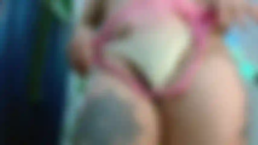 hot, hairy pussy mmmmm