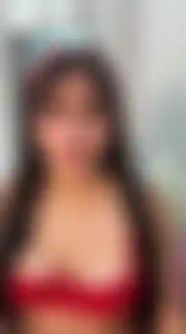 19 years old, fresh out of the oven and with a lot of love for you, do you dare?