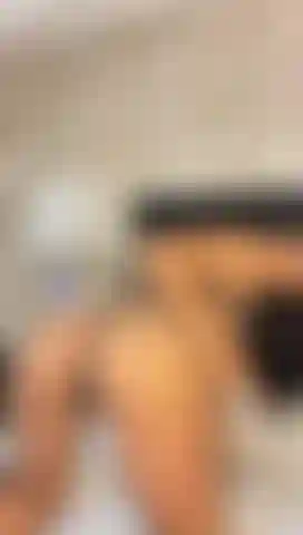 Opening my ass to show u my tight hole.