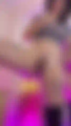 Lets vibe my tight pussy, my fingers are so playfull 😏