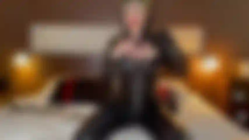 catwoman pussy play trailer