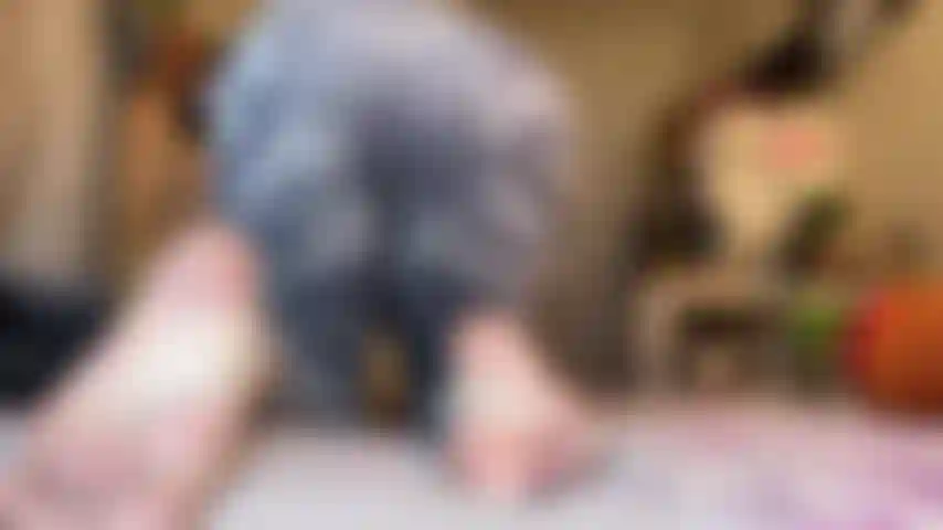 Mature milf Soles, ass & pussy spreads