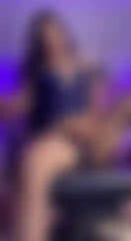 I love touch my pussy!