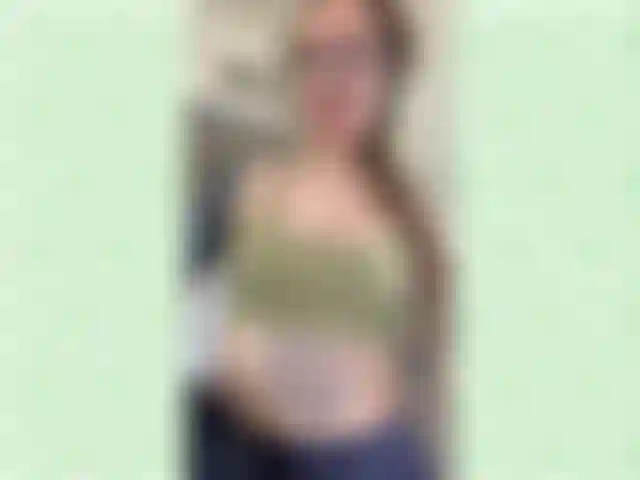 Sniffly hiccupping yawning goddess. 8Min.