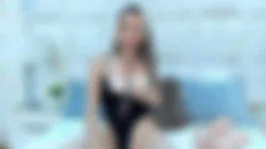 Blowjob and riding at the same time...I want you to see me fuck