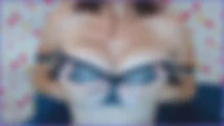 Don't I look cute in nothing but a beanie? Watch me cum hard with my favorite toy! Don't you wish you were here with me?