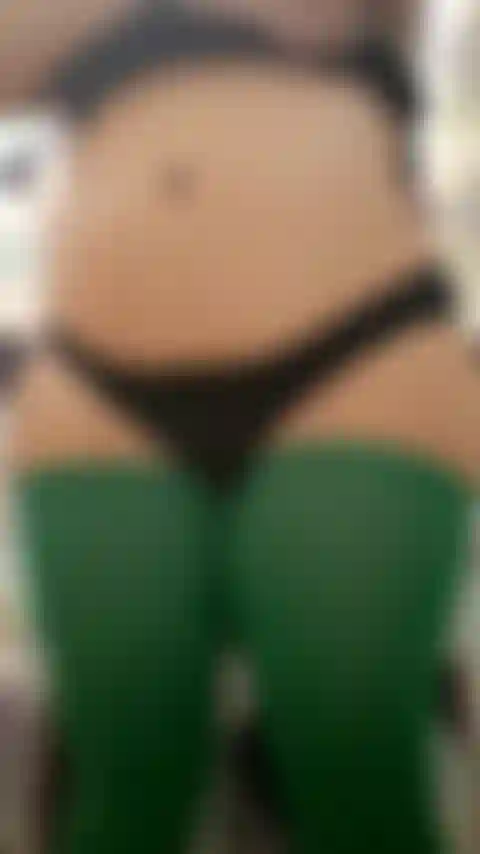 So I've come to the conclusion when trying to ride a toy, in both front and back positions - you definitely need a longer dildo.  It was a fun attempt nonetheless! 23 weeks pregnant toy riding - AUDIO