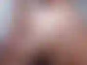 Rubbing oil all over my big ol booty and showing it off!