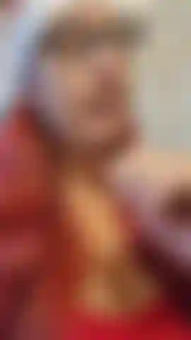 Itâs the holiday season and I was in a giving mood, so I give you a mind blowing blowjob with lots of spit and gagging so you can cum all over my face and tits! LOTS OF SPIT! AUDIO!