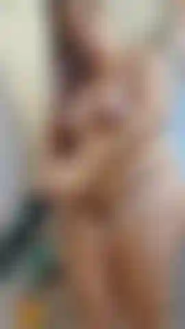 It has been a LONG time (almost 2yrs) since I have had time to have a shower in some peace and quiet. I took advantage of the situation and made sure to clean my clit VERY well with the showerhead....  AUDIO!