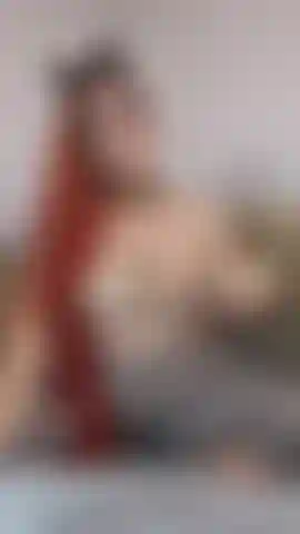 Cat ears and bowie with my leopard print leggings!   Tease you with my titties then suck on a big BBC and get it full of spit and gag! Hanging titties and lots of spit!  (AUDIO!)