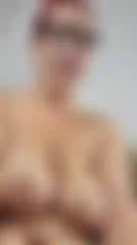 Want to see that its like having my pussy stretched out and fucked and filled with multiple cumshots?  On my tits, belly, face and in my pussy while I get stretched out and tell you to clean me up at the end?  (squirting dildo video!!) (AUDIO!)