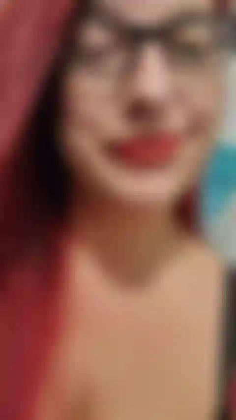 Its no surprise I like to be all natural, but sometimes a girl wants to do something special! Watch me lick, suck, and stroke your HUGE cock (used the BIG dildo for this one) while wearing red lipstick! AUDIO!