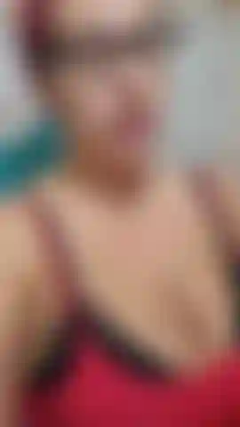 Sneaking into the bathroom at 4am and using my new g-spot vibe and glass dildo to make myself cum SO HARD my legs started shaking! Check out how CREAMY my pregnant pussy is while fucking myself and making myself cum so good!  24 weeks pregnant!