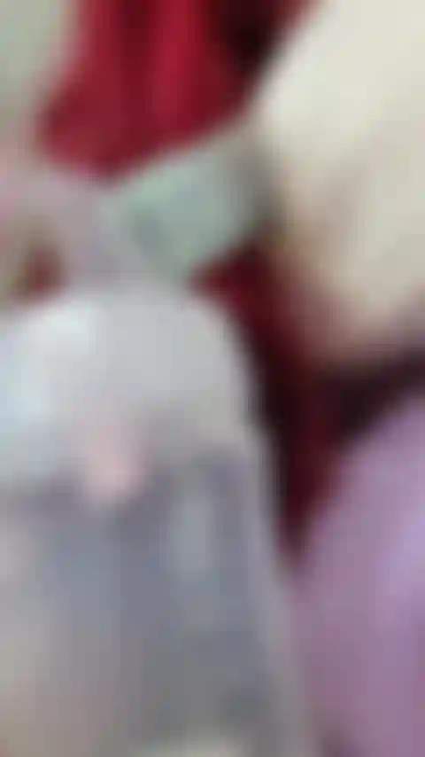 Recorded a lil clip from pumping my tits in the morning;) Watch how my tits let down into the pump!