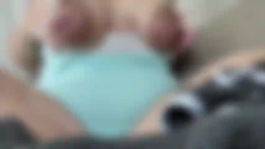 My tits were super full and I needed to unload a bit. Watch me squirt out breastmilk to help take some pressure off!