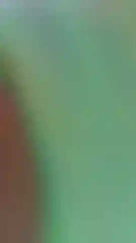 I snuck my vibrator into my tanning bed. I was super worried Id be caught so I turned it down all the way and came SO fast because of how naughty I was being!! (AUDIO!)