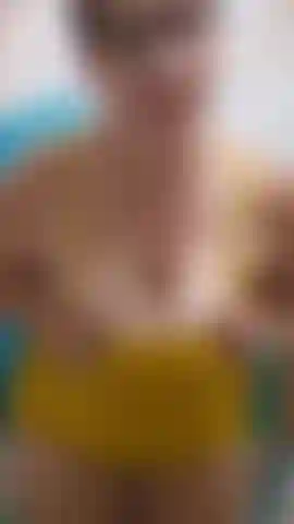 Teasing you with my huge saggy titties!  Shaking, jiggling, swinging, bouncing my massive huge tits!  Definitely a video for you if you like my saggy titties and big areolas!! (AUDIO!)