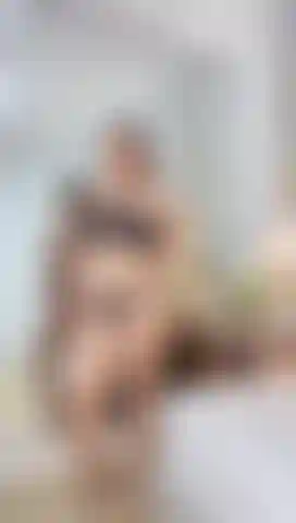 11 minutes that will leave you breathless I just recorded a very hot video, full of attitude, intense eye contact, and pure temptation. It starts slow and ends exactly how youre hoping If you love being teased and want every second to be worth it, this one is for you.Are you ready to watch it all the way through?